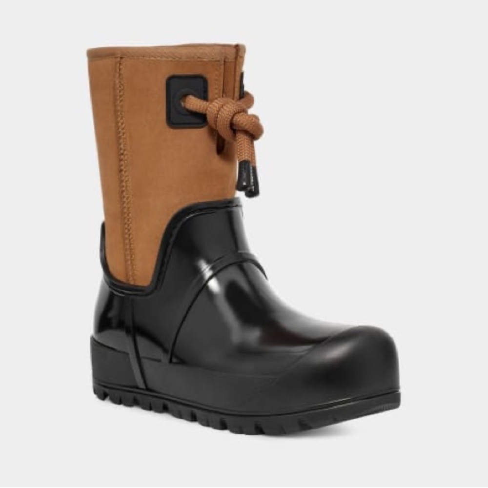 UGG Raincloud Lace Suede Women’s Chestnut Black Boots Size 9 NWT
